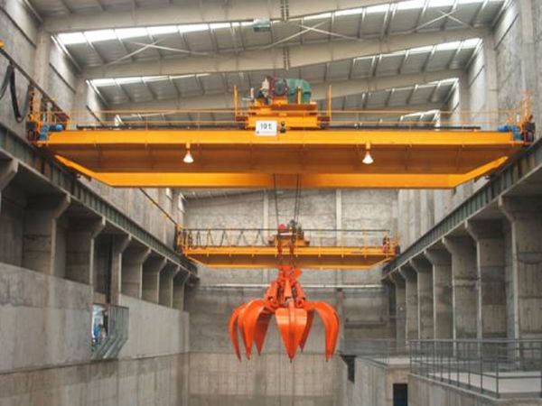 雙梁式抓斗起重機(jī)